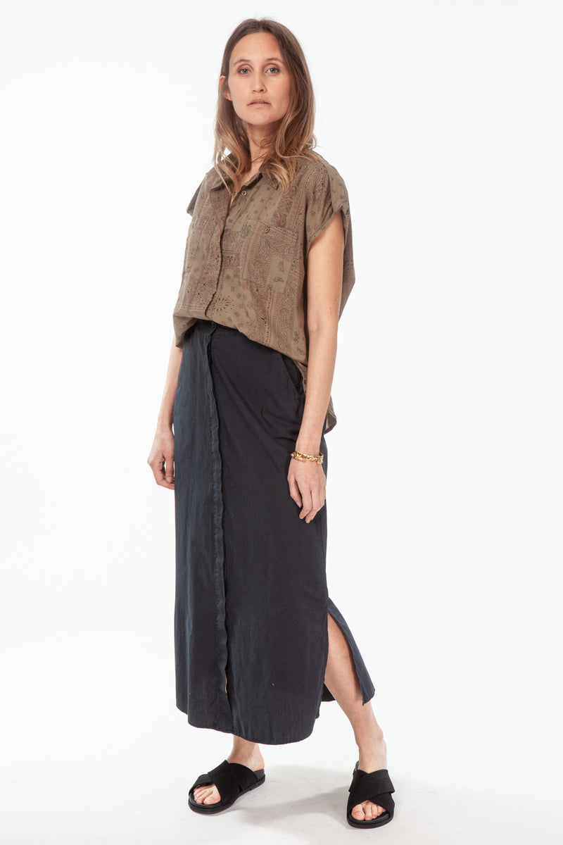 718 Lucie Chemise Sans Manches / AMOUR